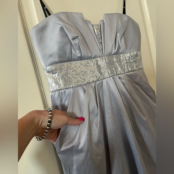 LOVE Brand Silver Sequin Satin Cocktail Dress Juniors Size 7 - Picture 5 of 14